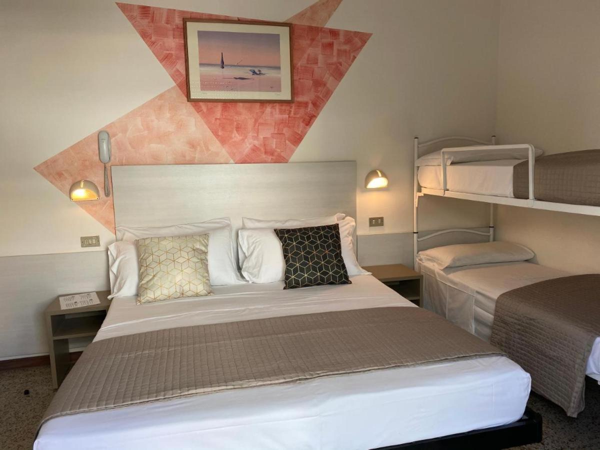 Alevon Hotel Rimini Zewnętrze zdjęcie