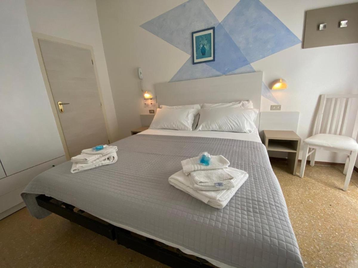 Alevon Hotel Rimini Zewnętrze zdjęcie