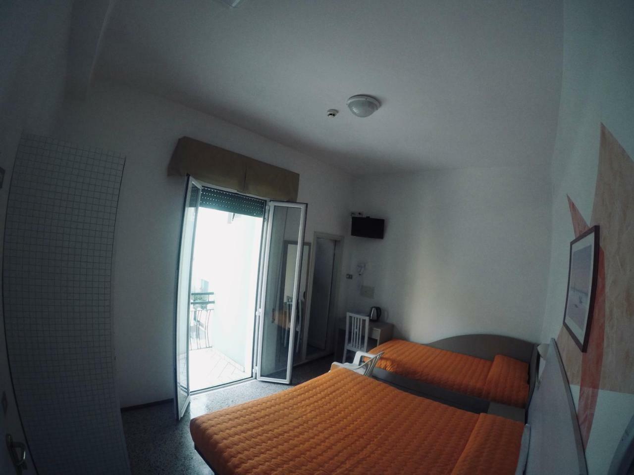 Alevon Hotel Rimini Zewnętrze zdjęcie