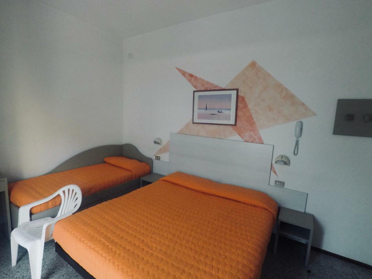 Alevon Hotel Rimini Zewnętrze zdjęcie