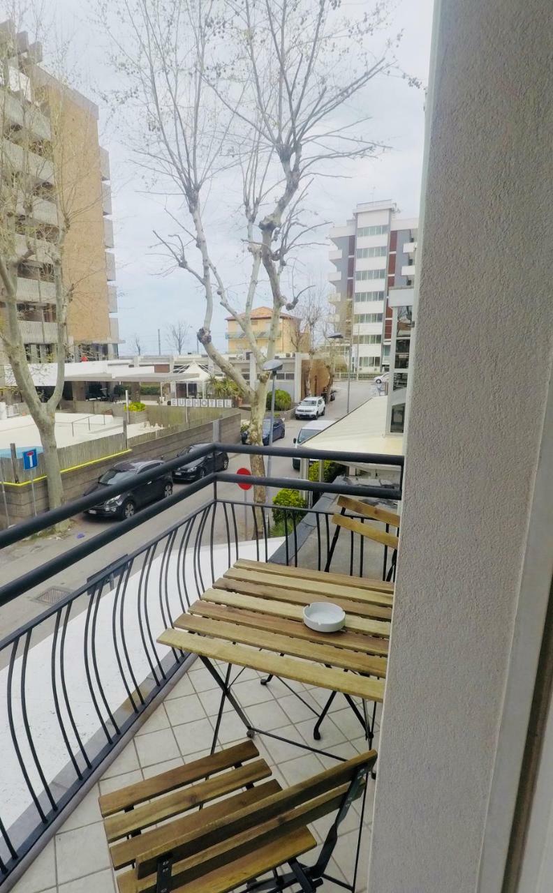 Alevon Hotel Rimini Zewnętrze zdjęcie